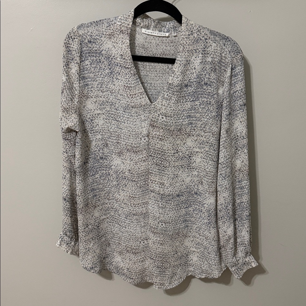 Violet + Claire White Patterned Long Sleeve Blouse with Deep Neck